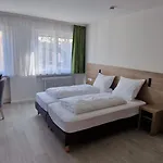 Ladage Hotel
